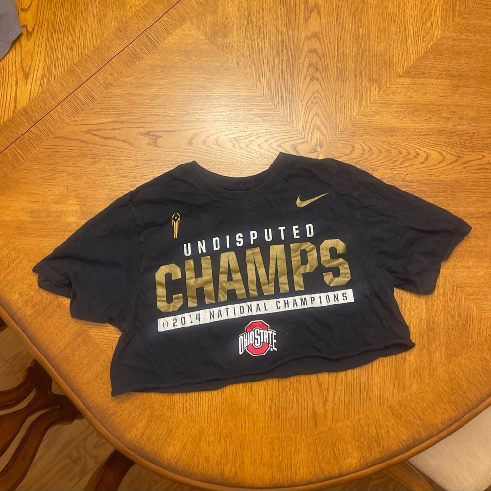 The Nike Tee Ohio State Undisputed Champs Crop Top M